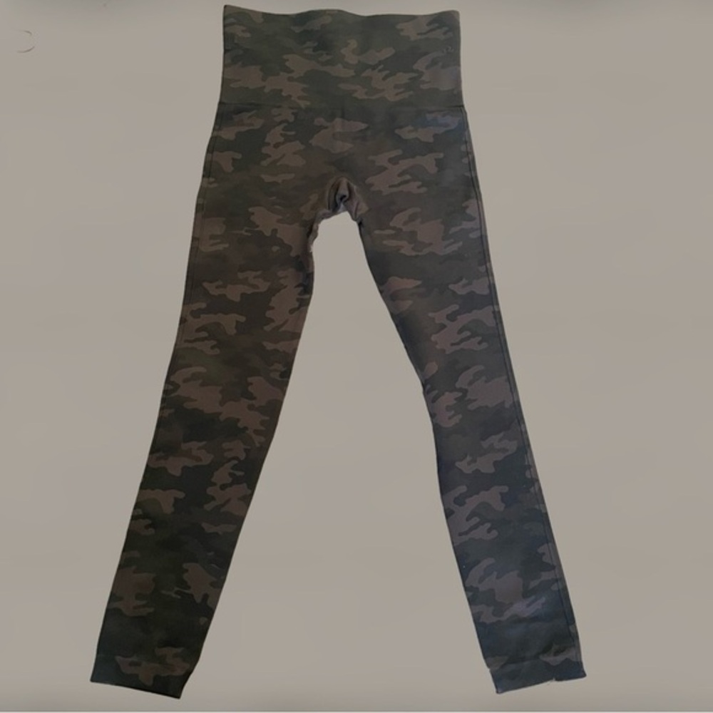 Spanx Seamless Camo Leggings